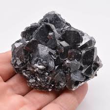 Pink Halite: The Crystal of Purification, Emotional Clarity, and Heart Renewal