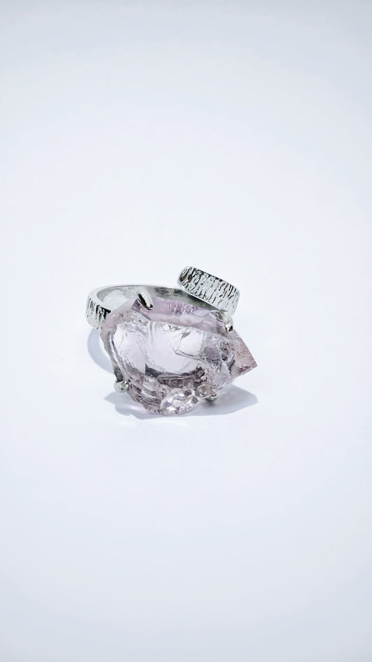 Amethyst: The Stone of Spiritual Calm and Sacred Vision