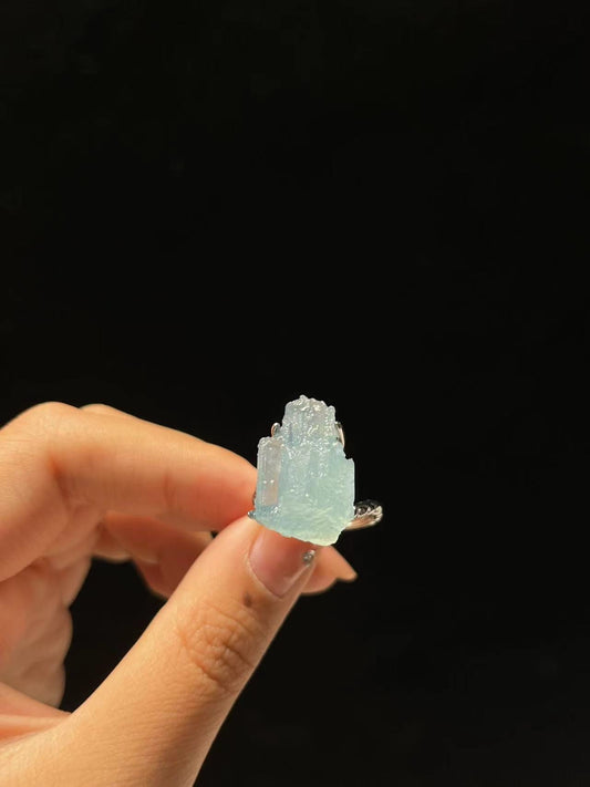 Top 5 Raw Crystals for the Solar Plexus Chakra: Ignite Confidence, Power & Purpose