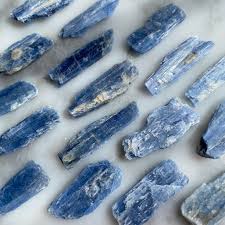 Blue Kyanite: The Crystal of Alignment, Clarity and Higher Communication