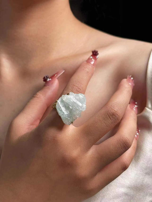Aligning with Nature’s Rhythms for Abundance: Flow, Grow & Thrive with Crystals