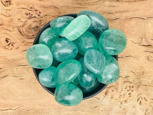 Green Fluorite: The Crystal of Order, Healing and Heart-Led Clarity