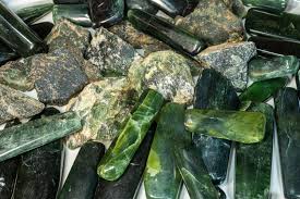 Green Kyanite: The Crystal of Heart Alignment, Gentle Growth and Emotional Clarity