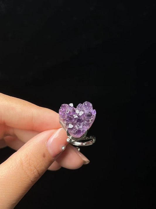 From Fear to Courage: Transformative Crystal Allies for Inner Strength