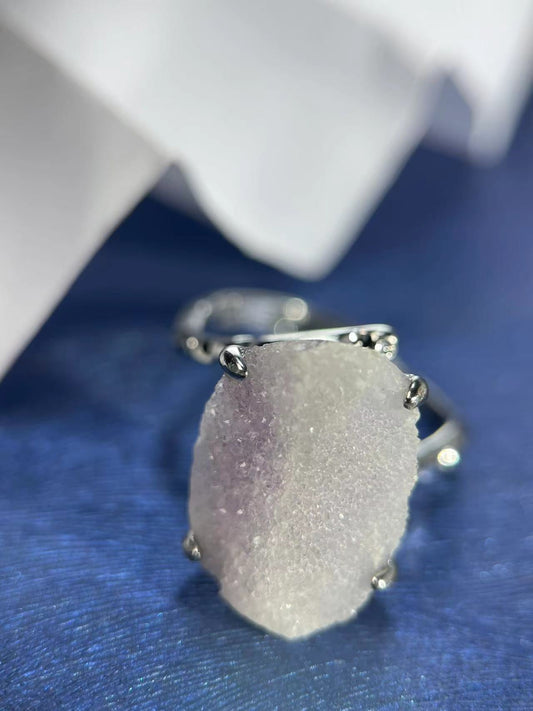 Opening the Heart Chakra: Raw Crystals for Healing, Love & Emotional Flow