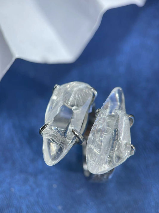 Crystal for the Womb: Sacred Feminine Healing with Raw Stones