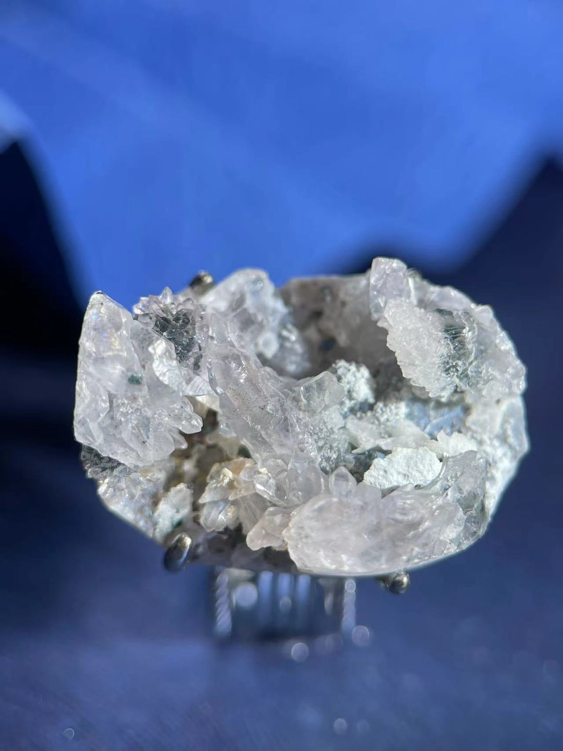 Crystal + Breath: How to Use Raw Stones in Pranayama and Energy Flow Work