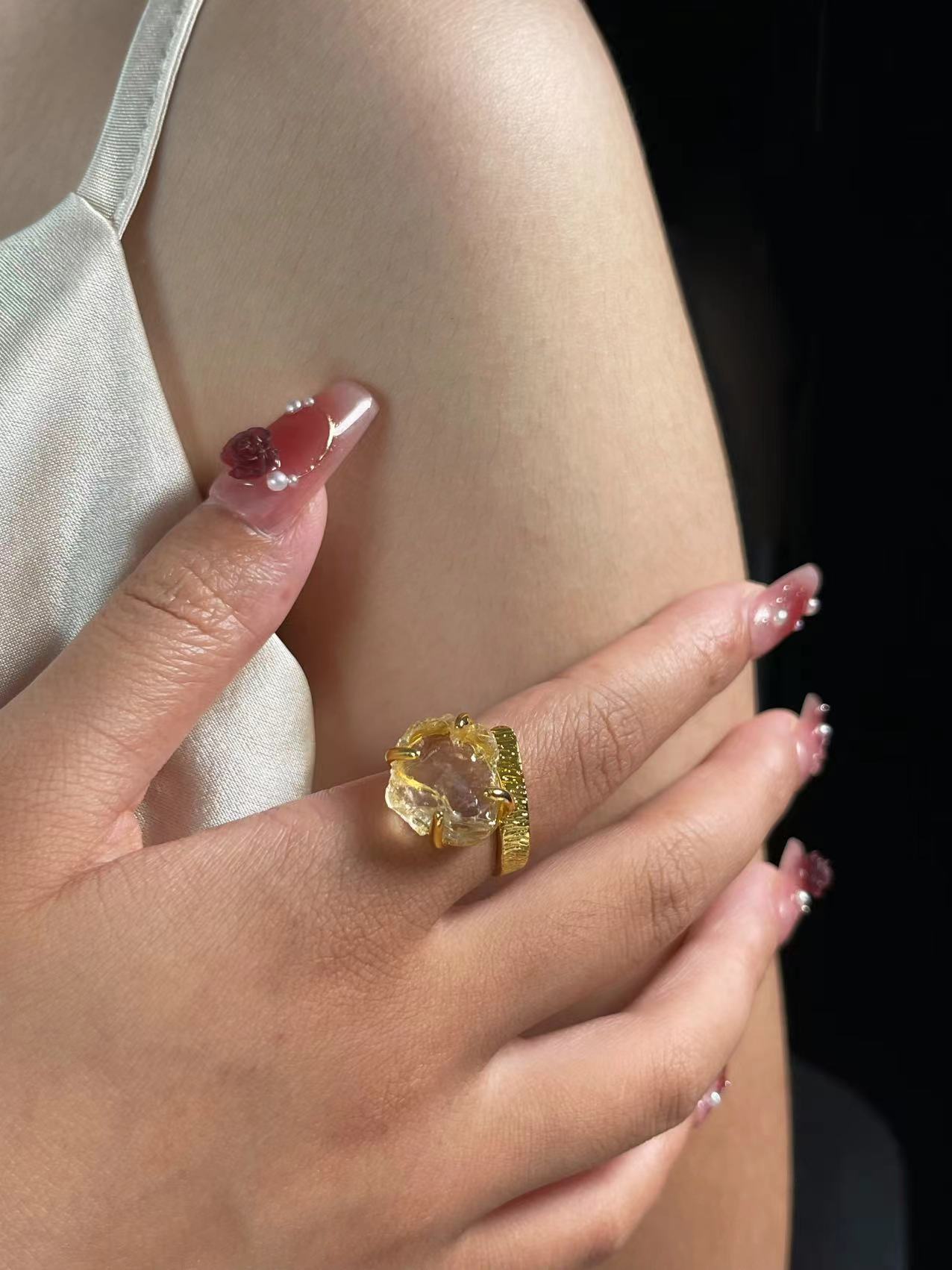 Golden Root – Raw Citrine Ring