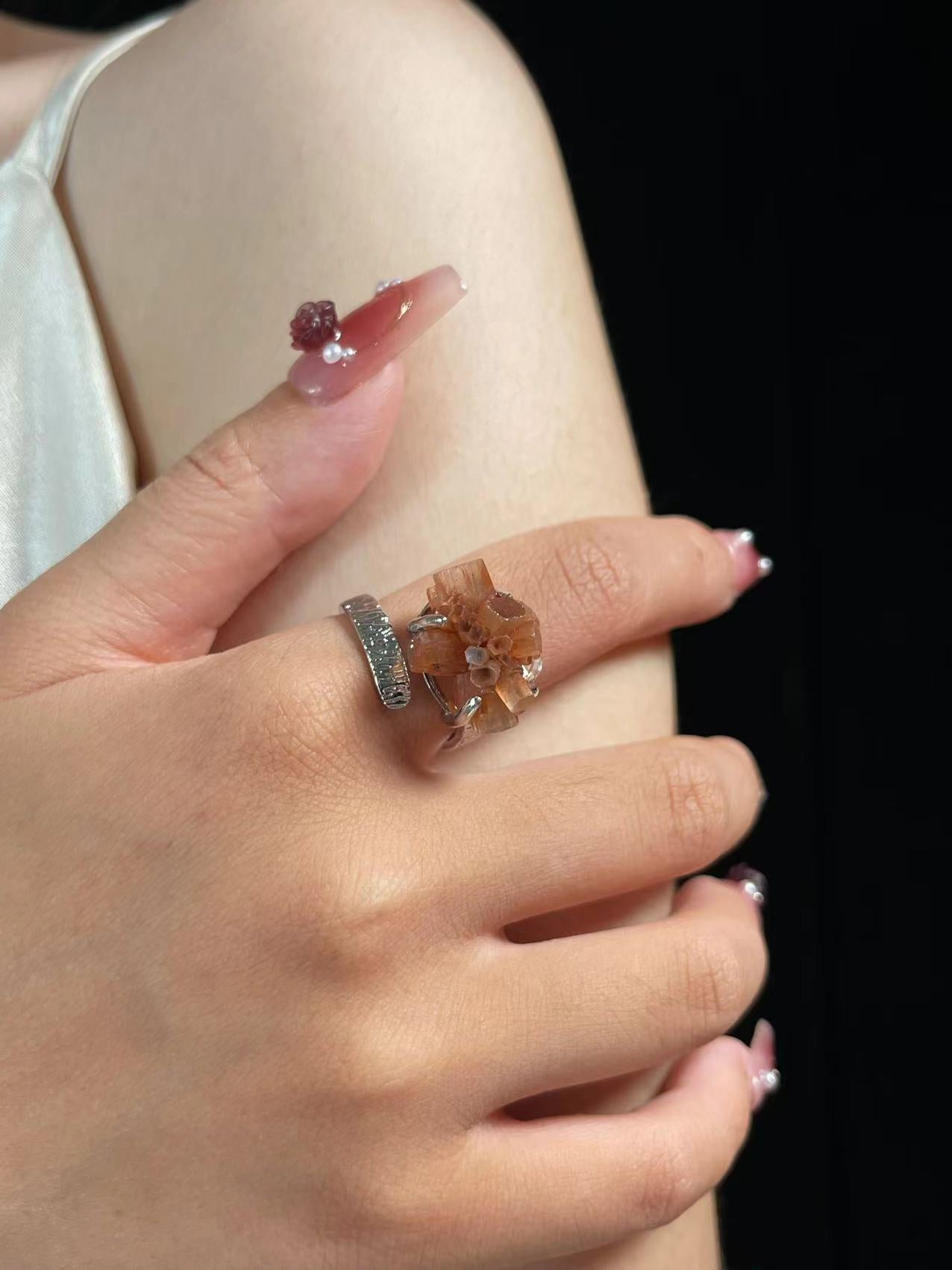 Aragonite Cluster Ring
