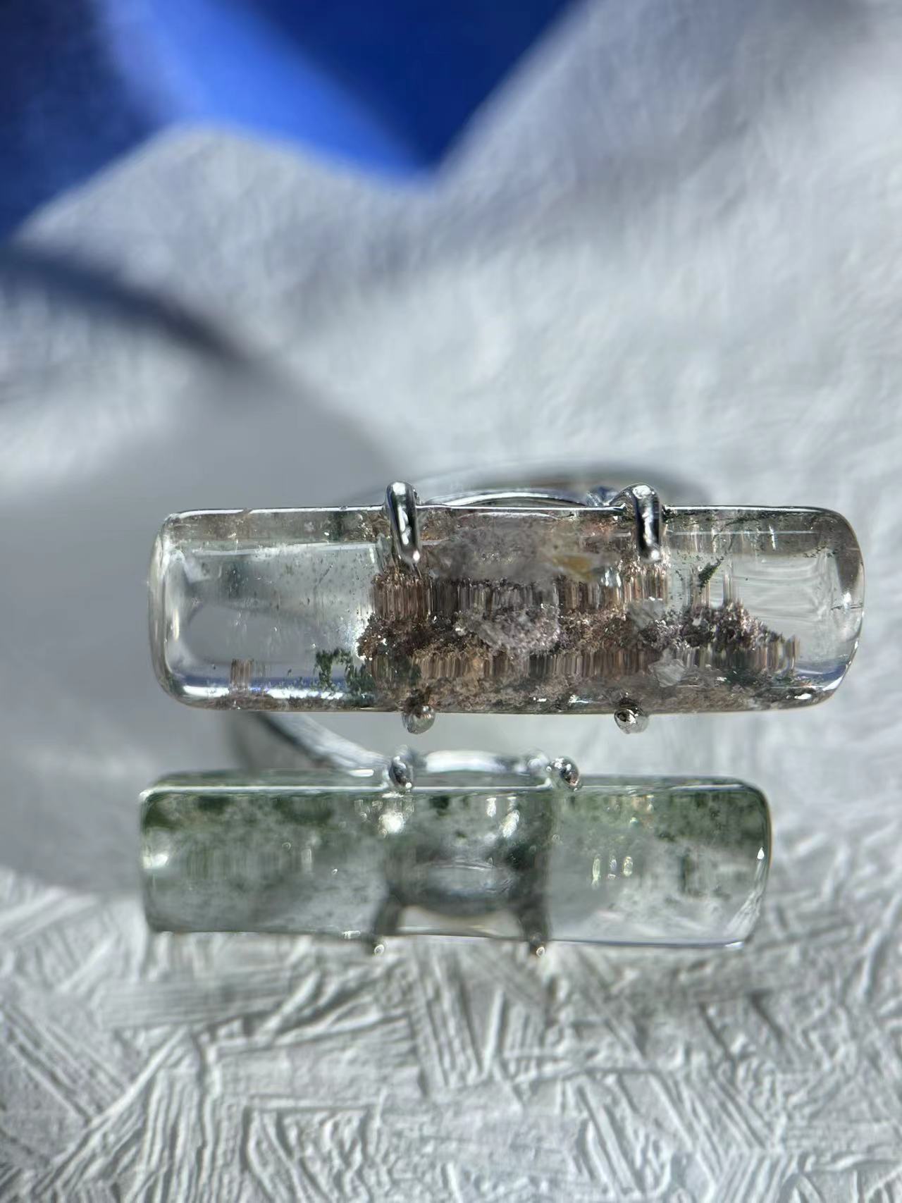 Red Phantom & Green Phantom Quartz ring
