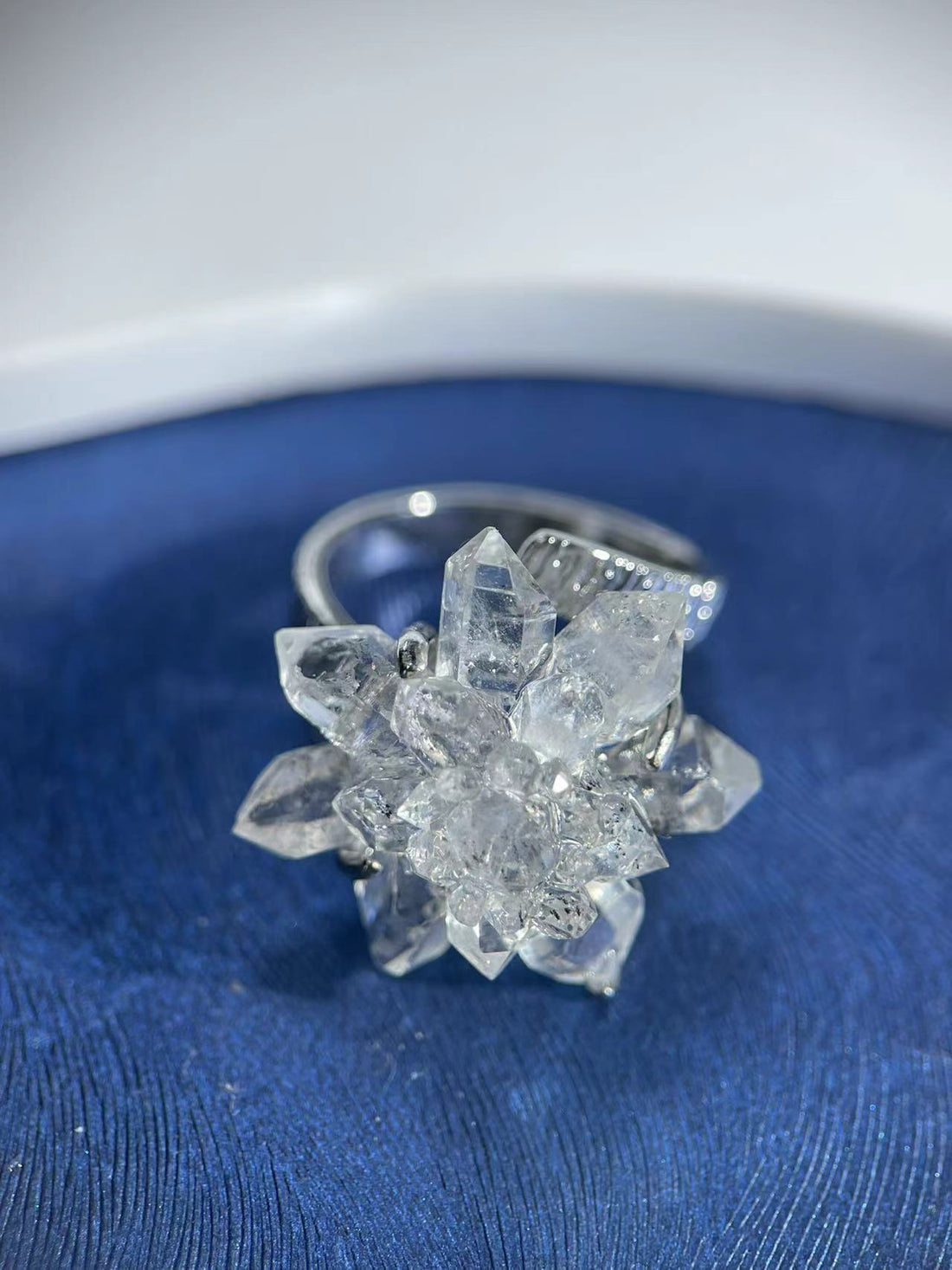 Understanding the Root Chakra: Grounding, Safety & Survival Energy