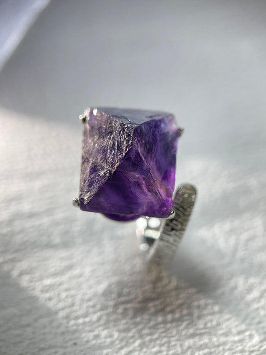 Crystals for Boundaries — Strengthening Your Energy Field with Raw Stones