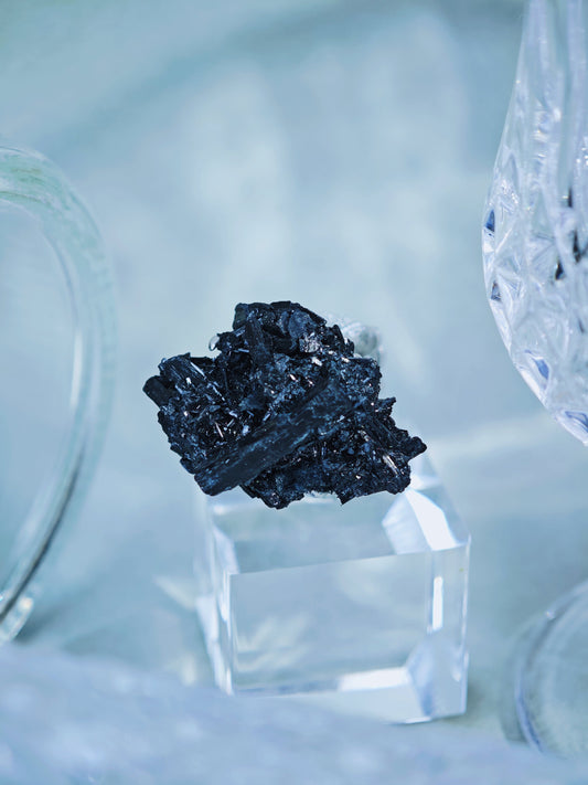 Black Tourmaline: Nature’s Shield for Energy Protection and Grounding