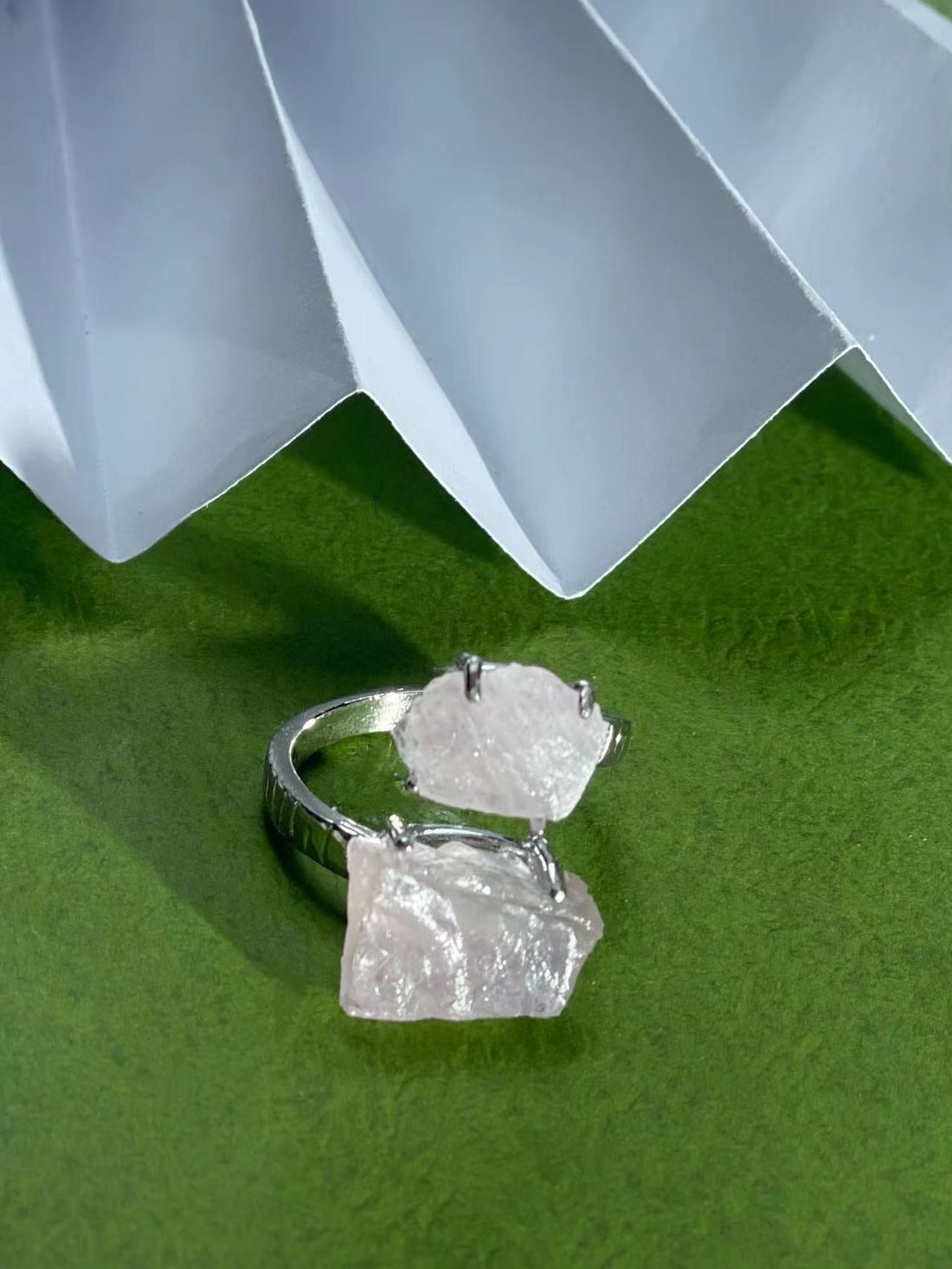 Crystals and Emotional Healing: How to Use Raw Stones to Clear Emotional Trauma and Negative Energy