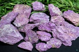 Stichtite: The Stone of Gentle Strength and Heart-Centred Wisdom
