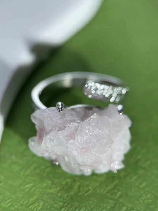 Crystals for Relationship Healing: Deepening Love, Trust, and Emotional Connection