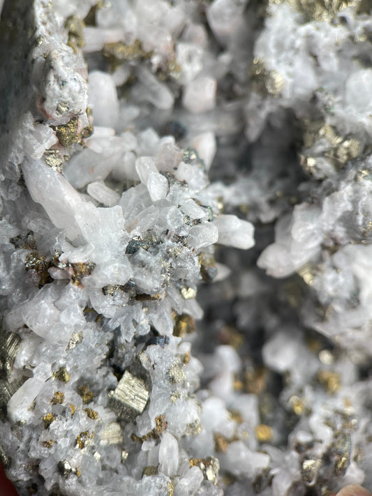 Quartz with Chalcopyrite Mineral Specimen from China
