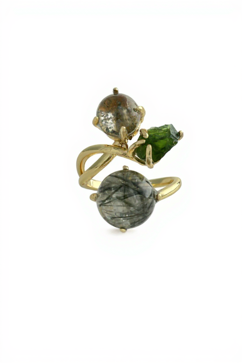 Actinolite quartz, phantom quartz and chrome diopside ring front view with green inclusions and raw crystal