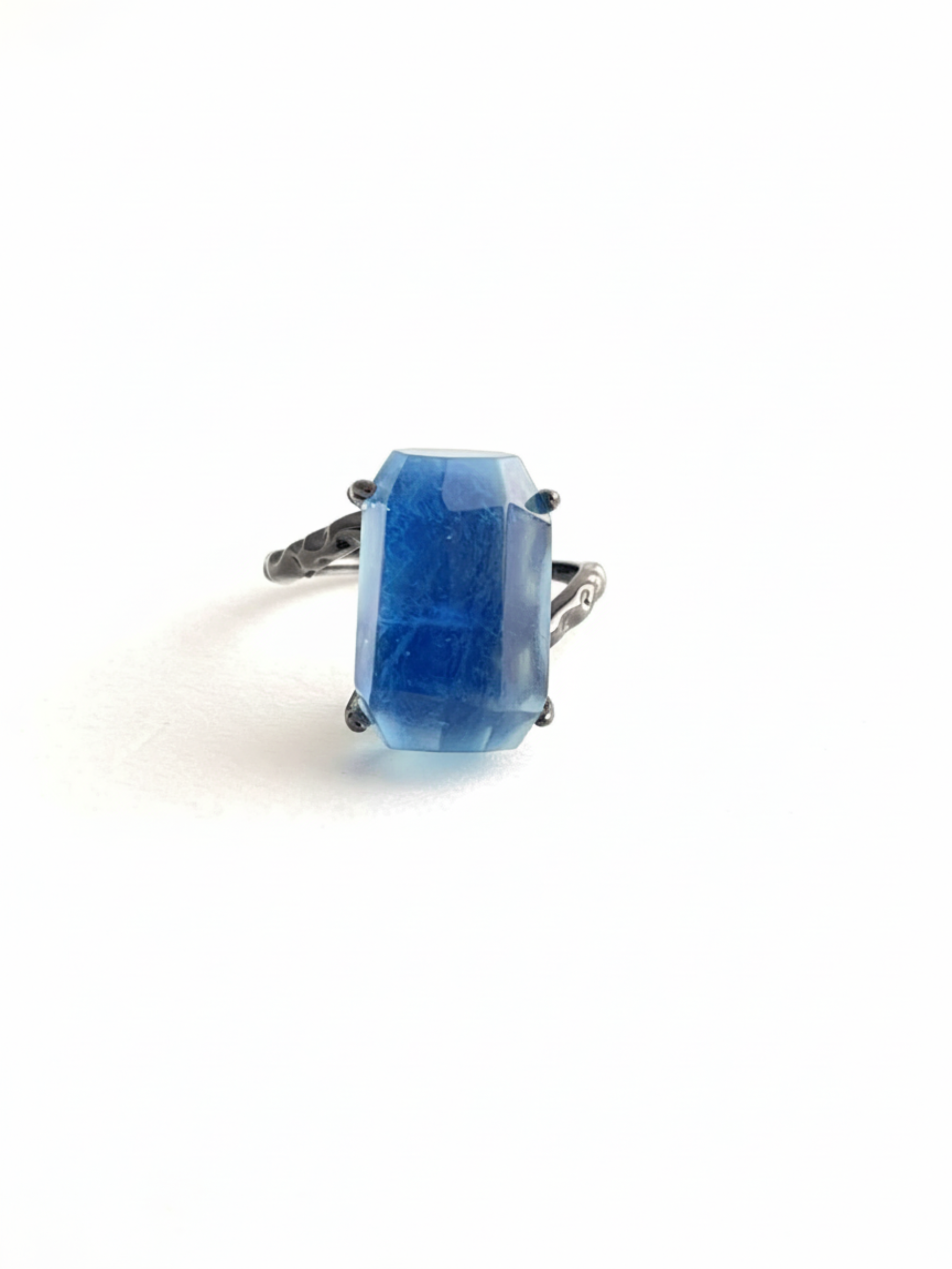 Aquamarine freeform ring front view
