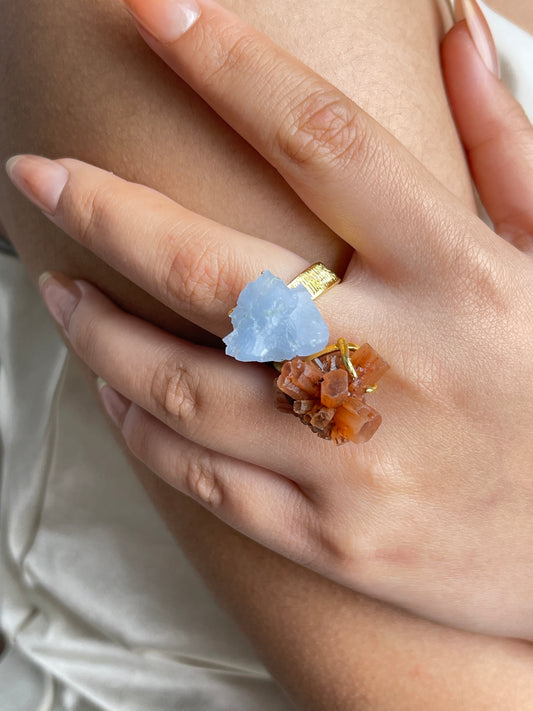 Aragonite Cluster and Blue Calcite Mineral Specimen Ring, close-up on hand