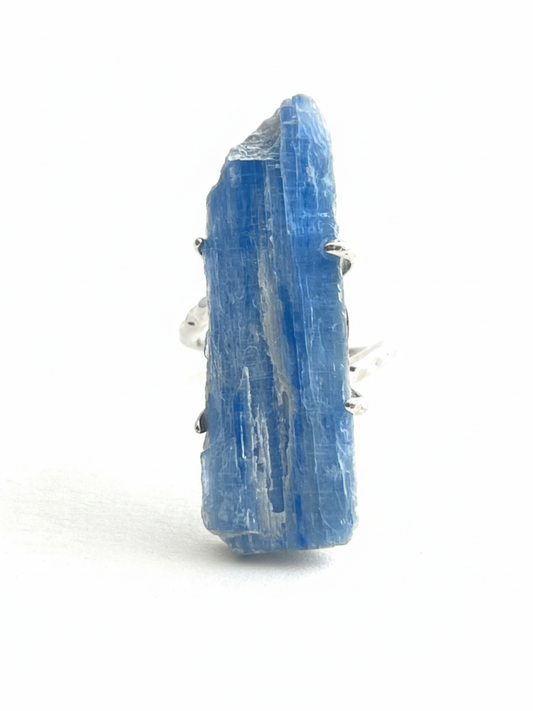 Blue kyanite mineral specimen ring front view in silver tone finish
