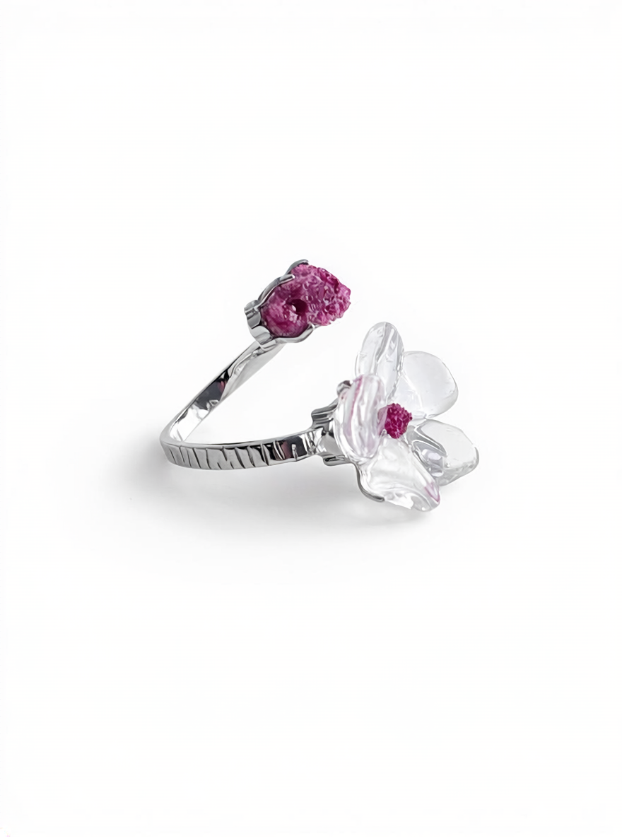 Clear Quartz Flower Ring with raw Ruby, side view