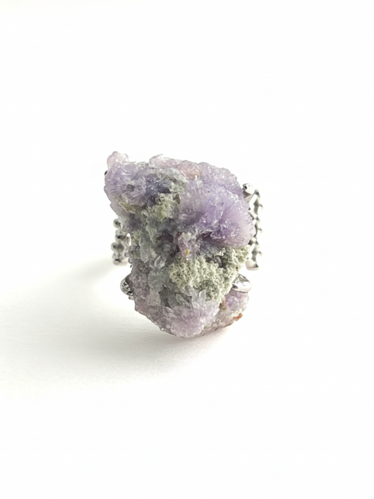 Creedite Ring front view