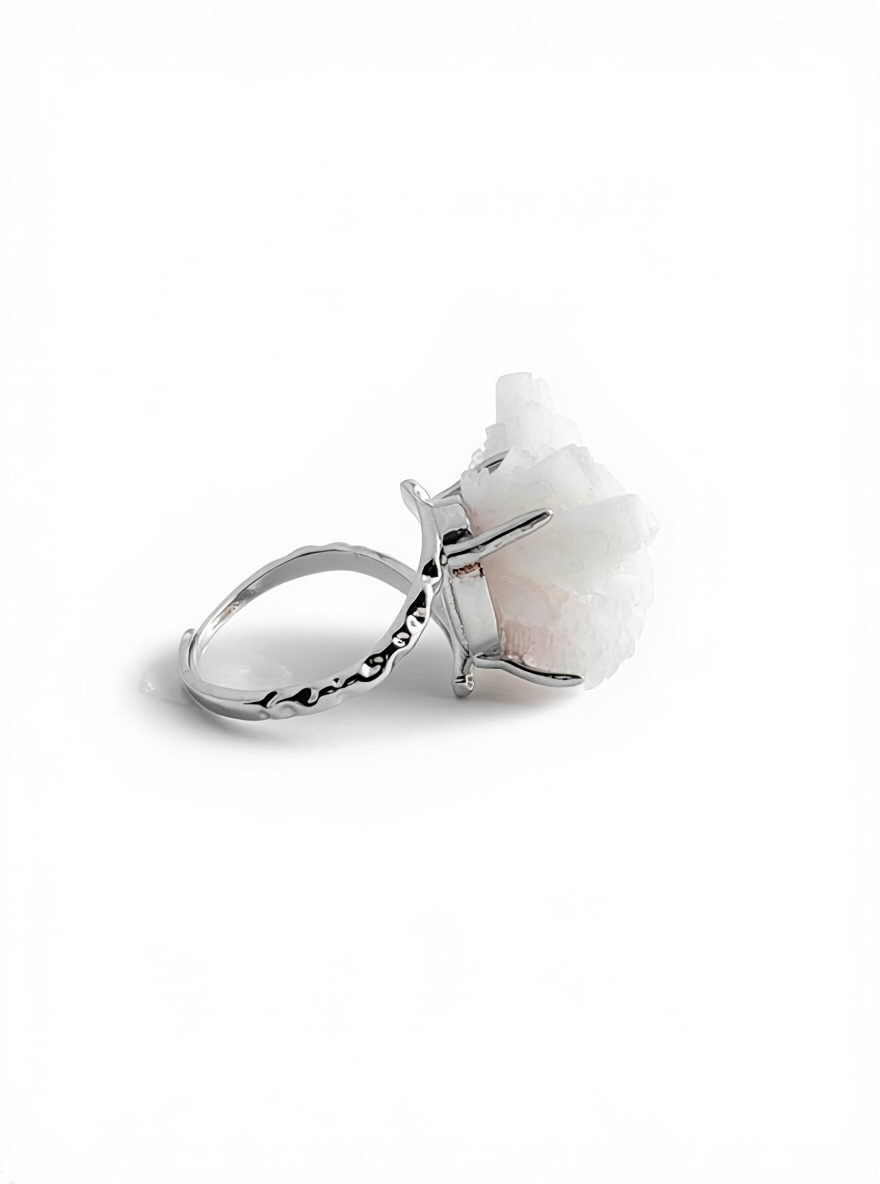 Creedite Ring side view