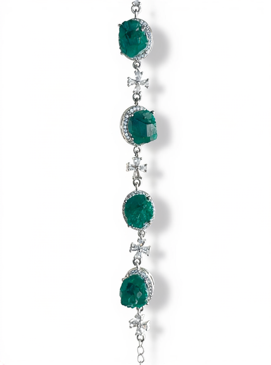closer view of dioptase bracelet adjustable chain