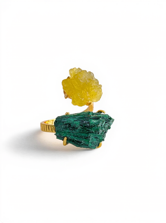 Fibrous Malachite and Brucite Mineral Specimen Ring, front view
