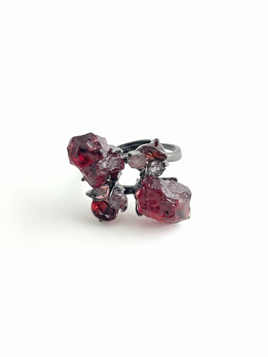Garnet ring with raw garnet cut garnet and Hakima Diamond Quartz from Sri Lanka and Pakistan front view