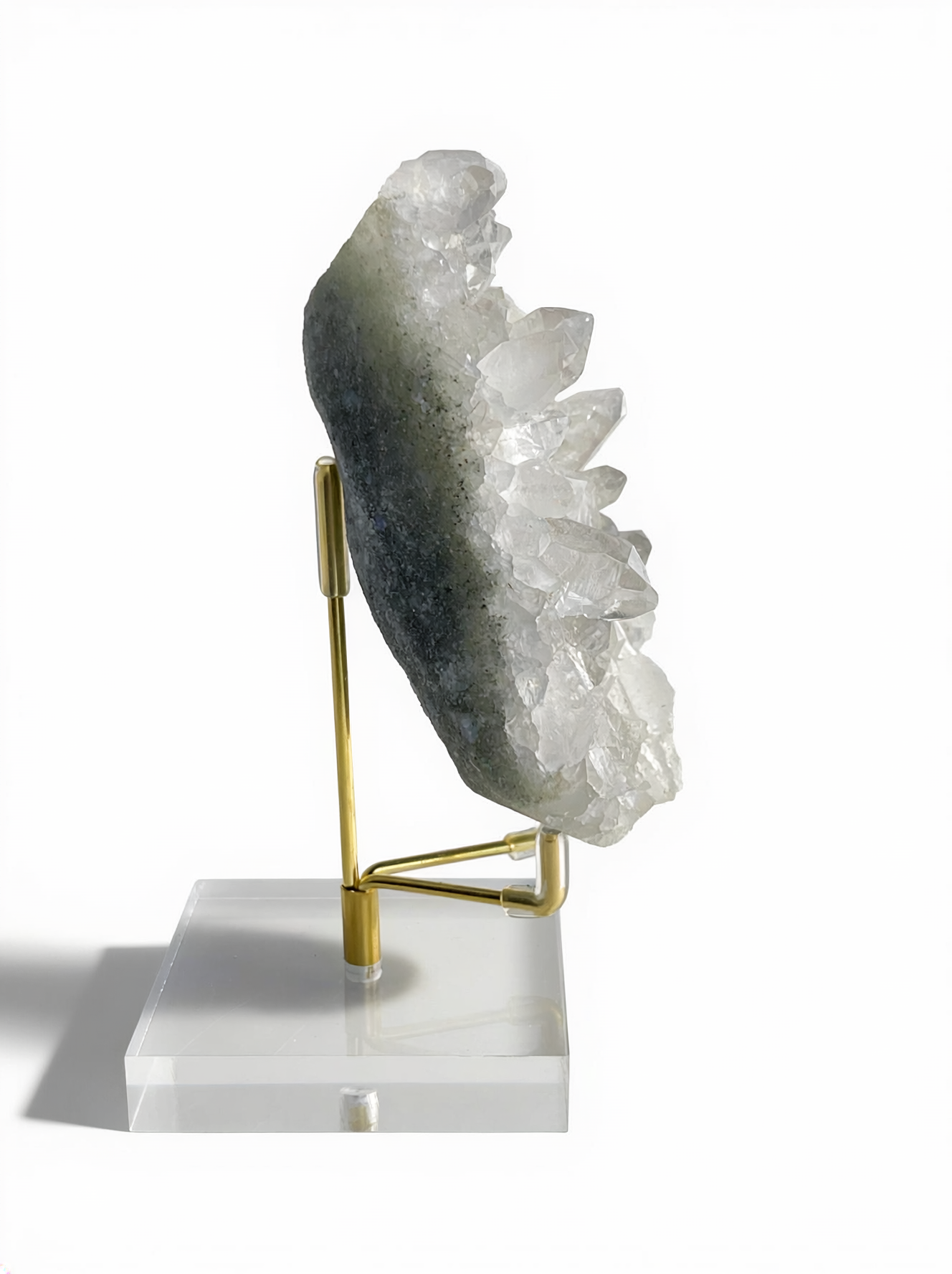 side view of quartz crystals growing on chlorite matrix from Kullu Himalayas India