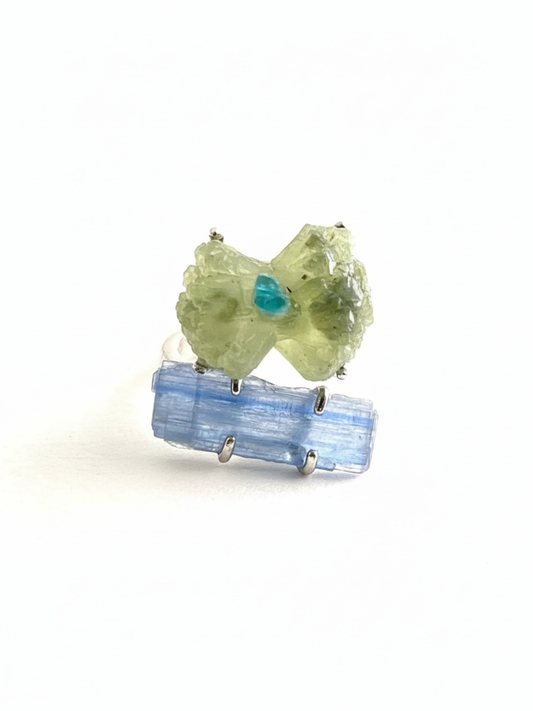 Green Prehnite Blue Apatite and Kyanite bow ring front view