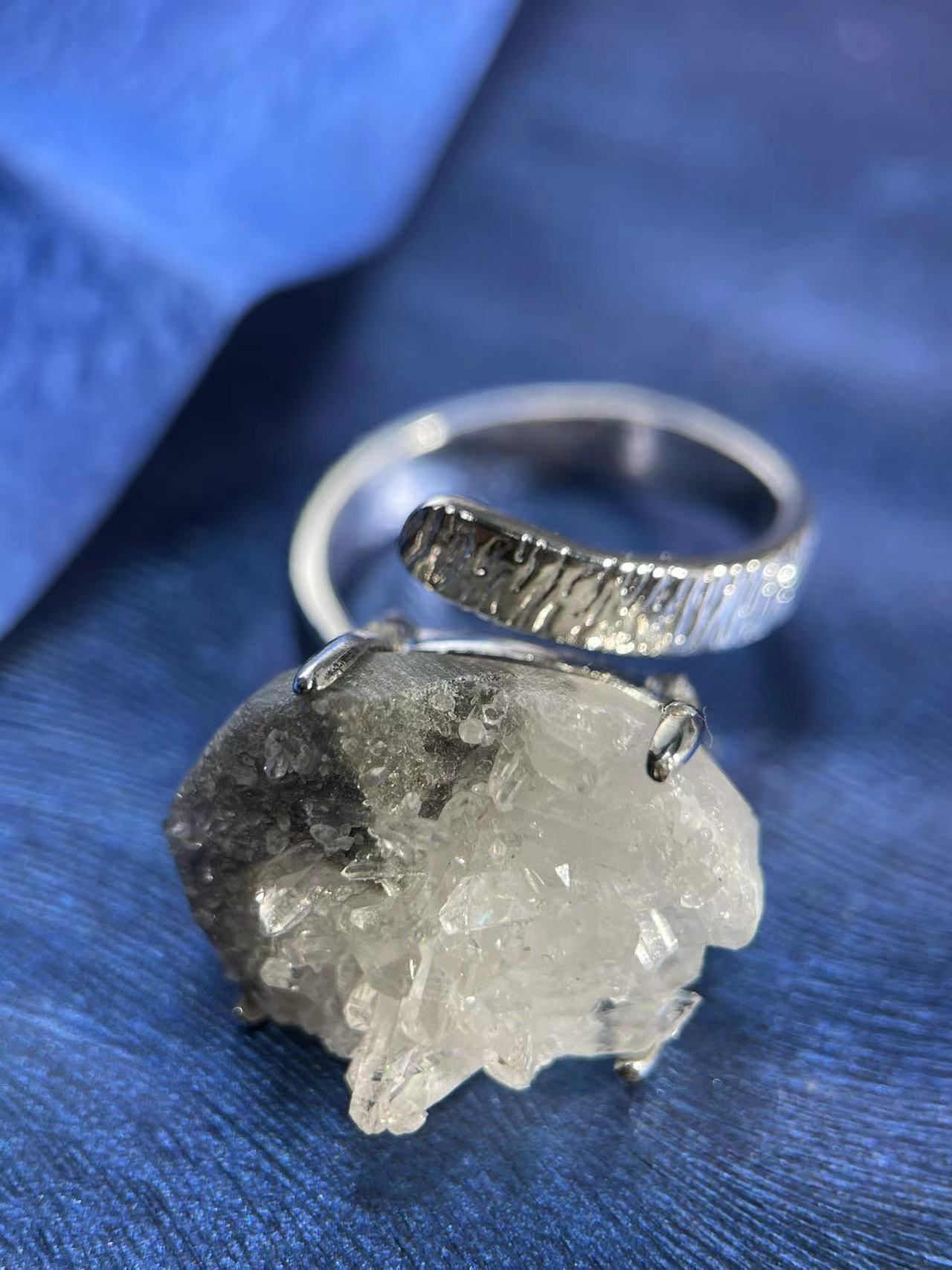 Black & White Agate Crystal Cluster Ring