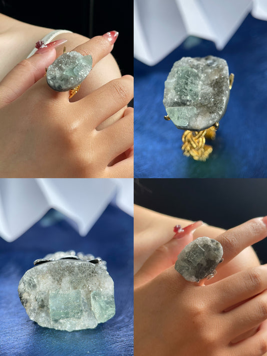 Aquamarine (Beryl) Raw Crystal Ring