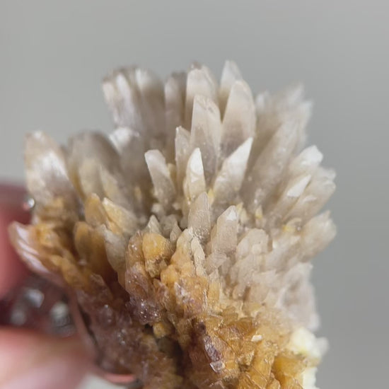 Creedite mineral specimen ring video