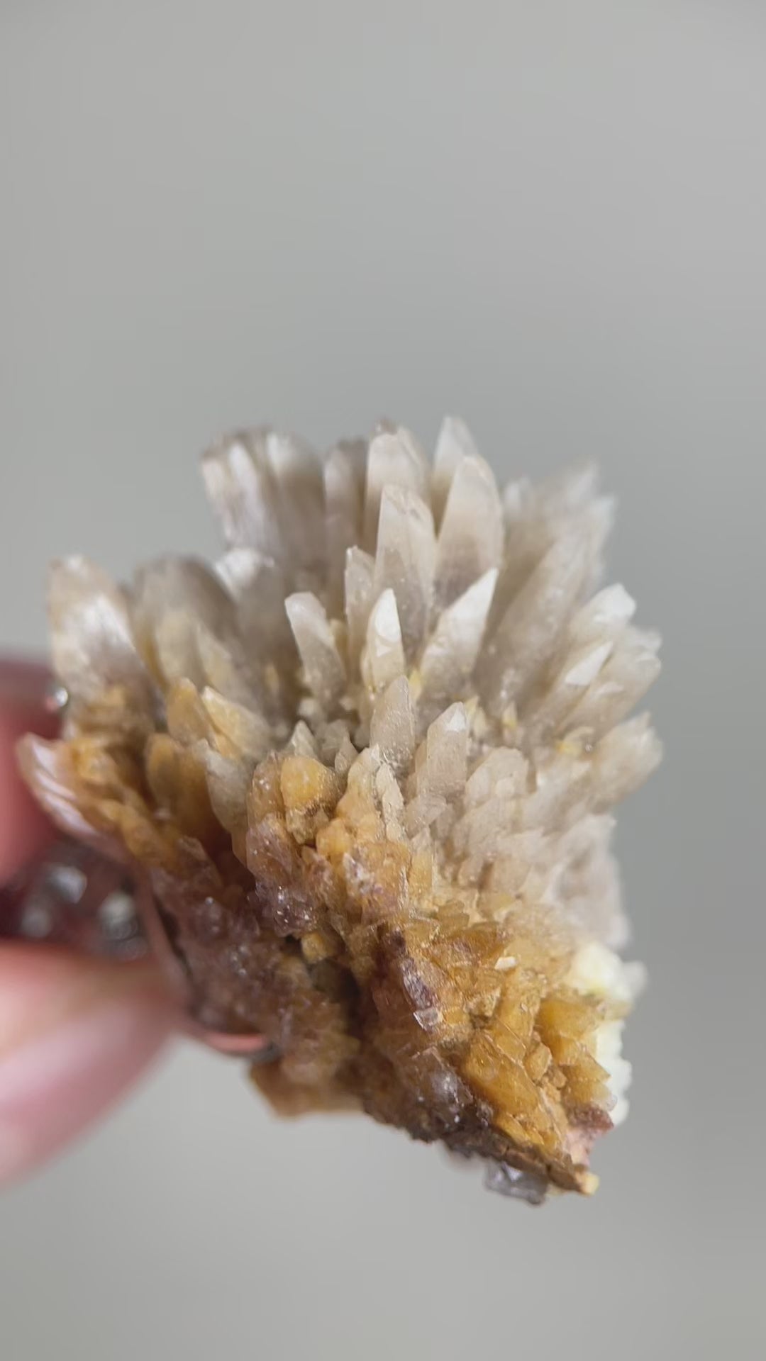 Creedite mineral specimen ring video