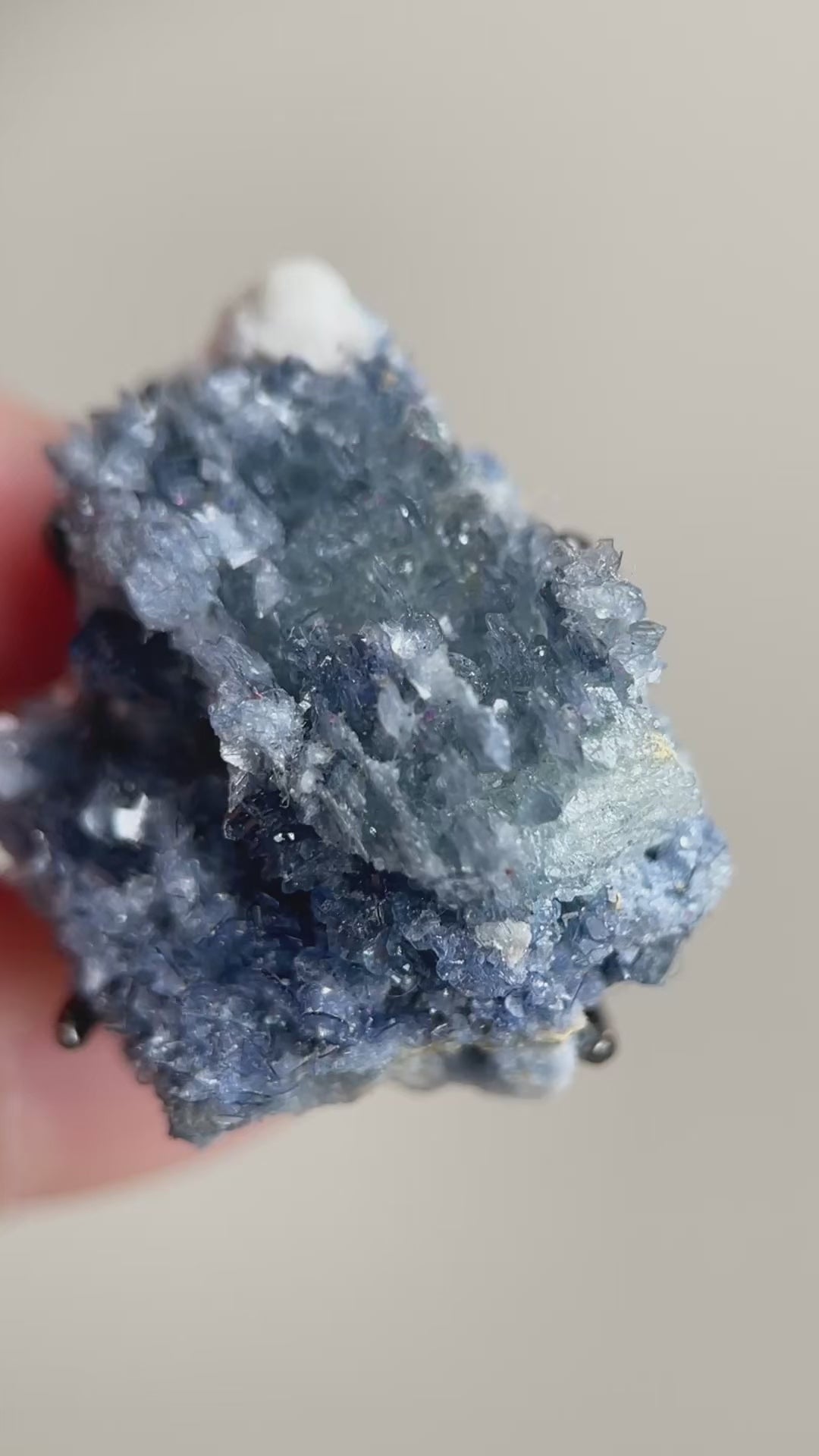 Video of Raw Blue Sapphire Crystal Ring