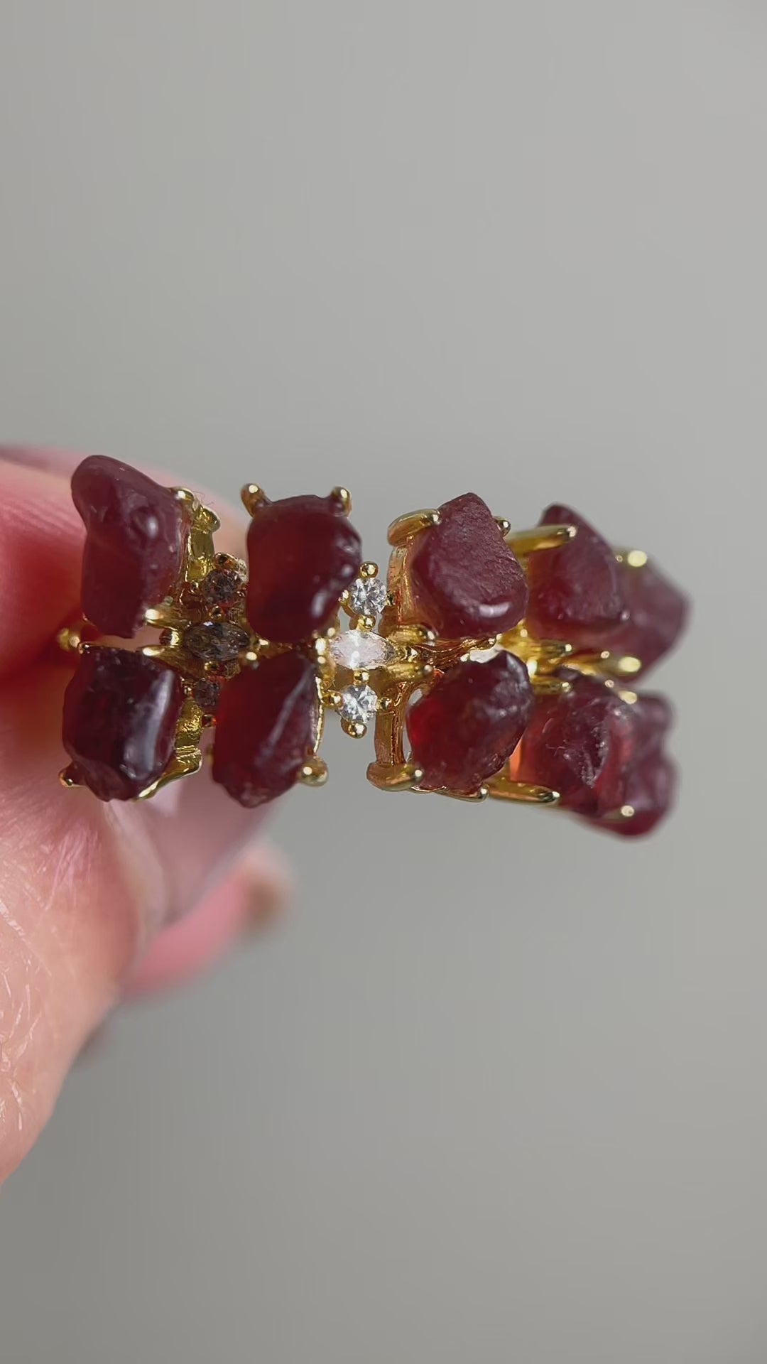 video raw garnet double row ring