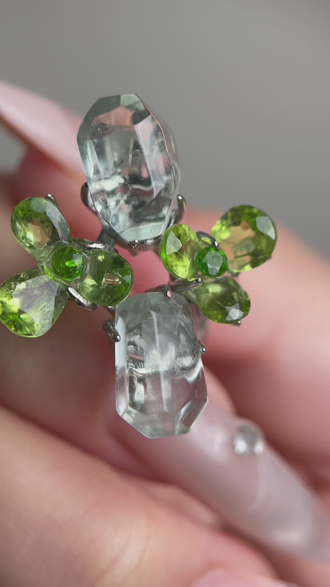 peridot bloom green quartz ring video by oryssia