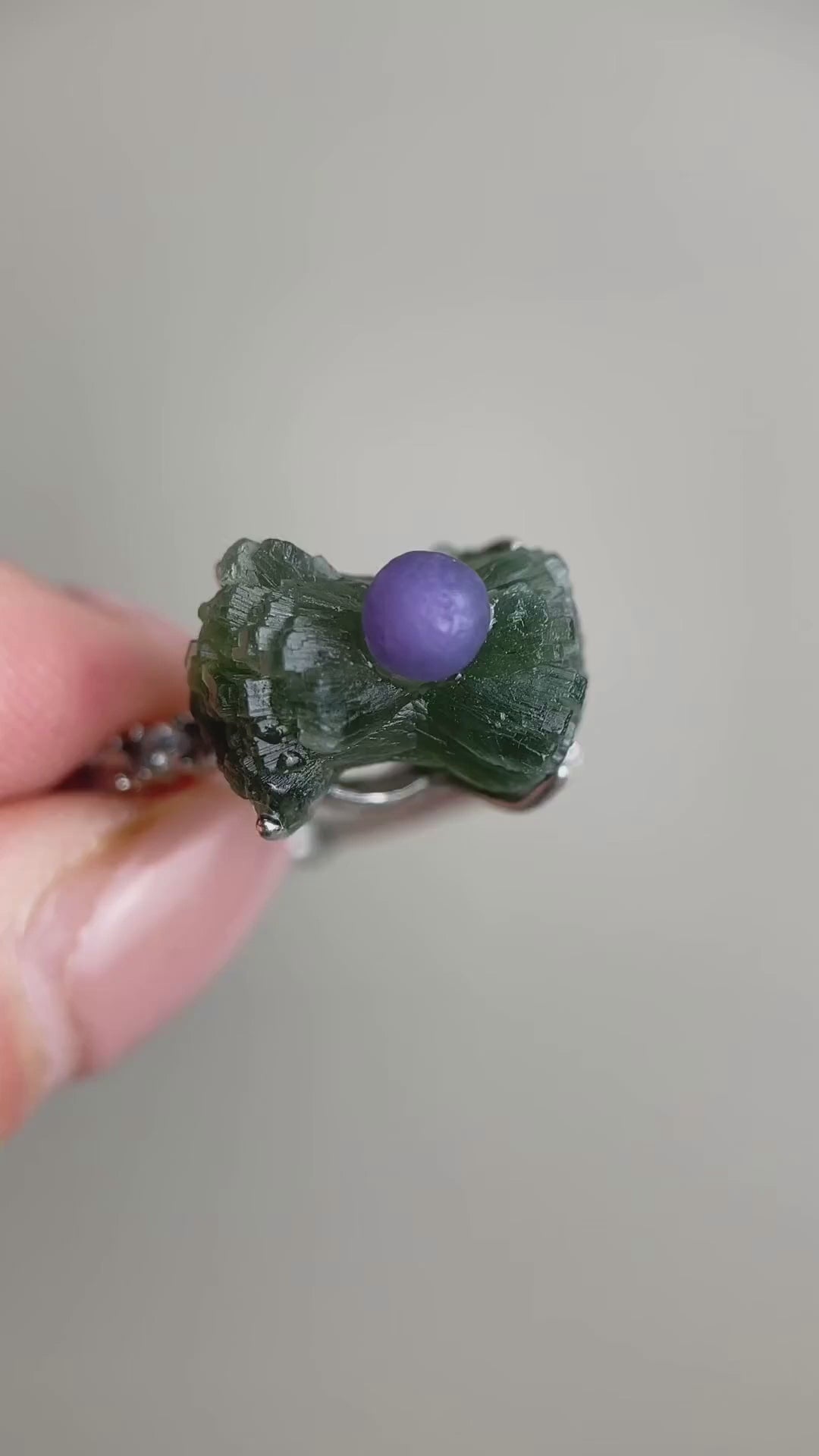 Video of green prehnite and purple grape agate bow ring