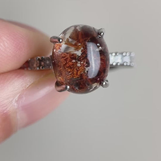 Video of Phantom Quartz Freeform Ring