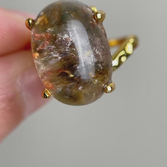Video of Phantom Quartz Freeform Ring