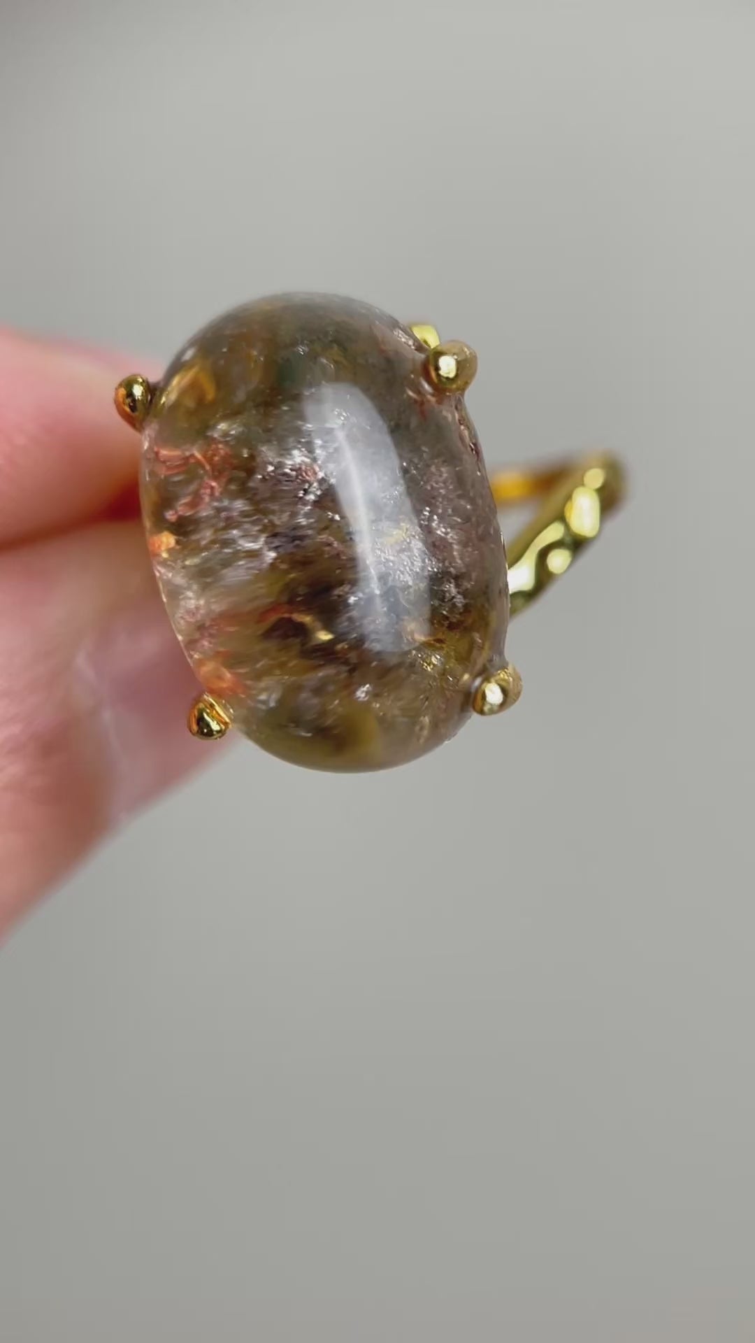 Video of Phantom Quartz Freeform Ring