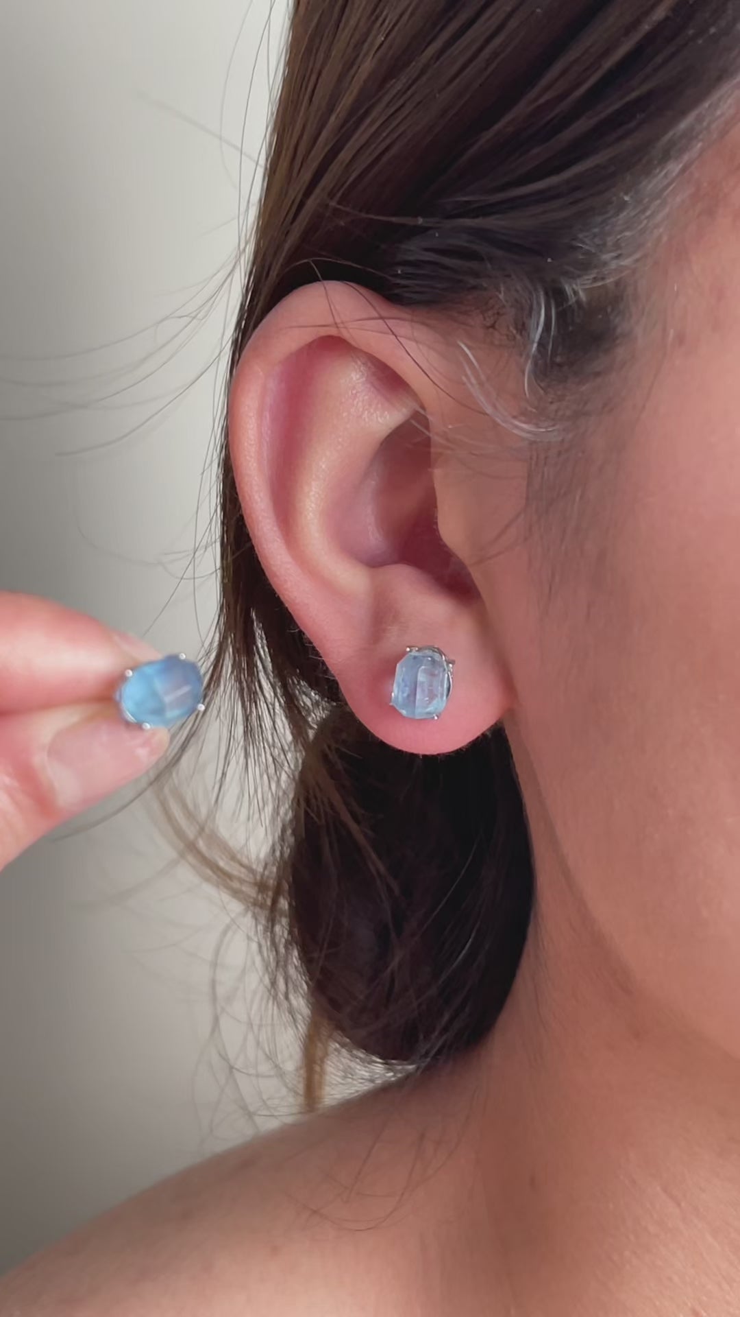 Aquamarine Stud Earrings video