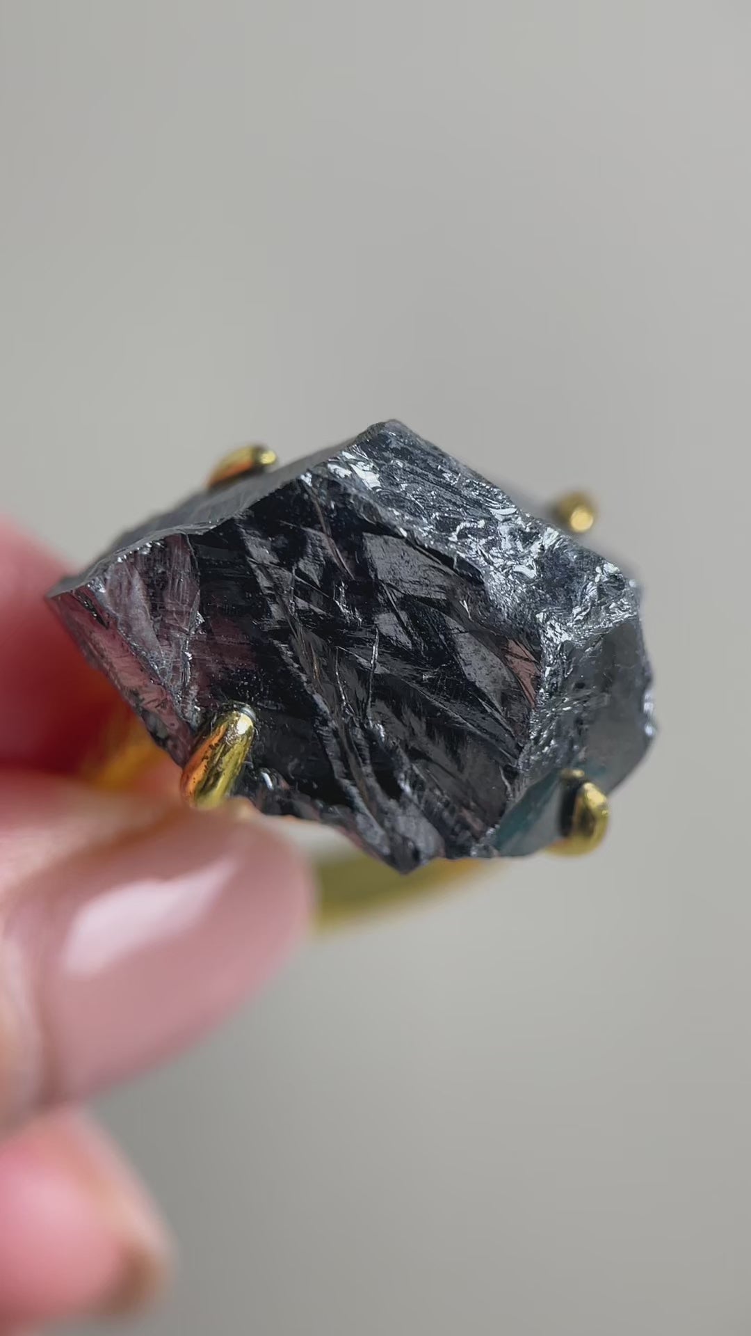 terahertz stone ring video by oryssia