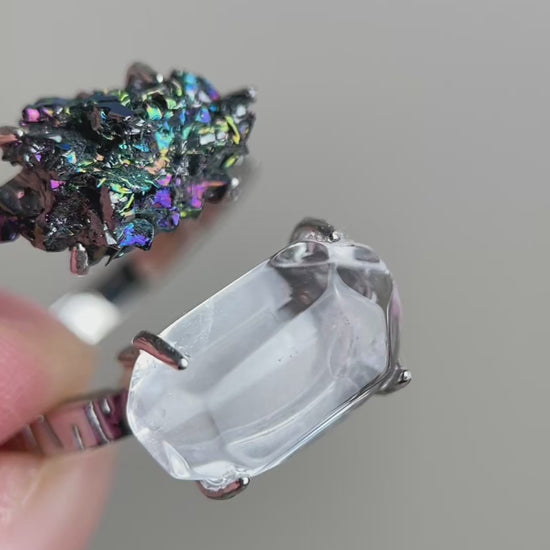 Clear Quartz and Carborundum ring video showing iridescent crystal details