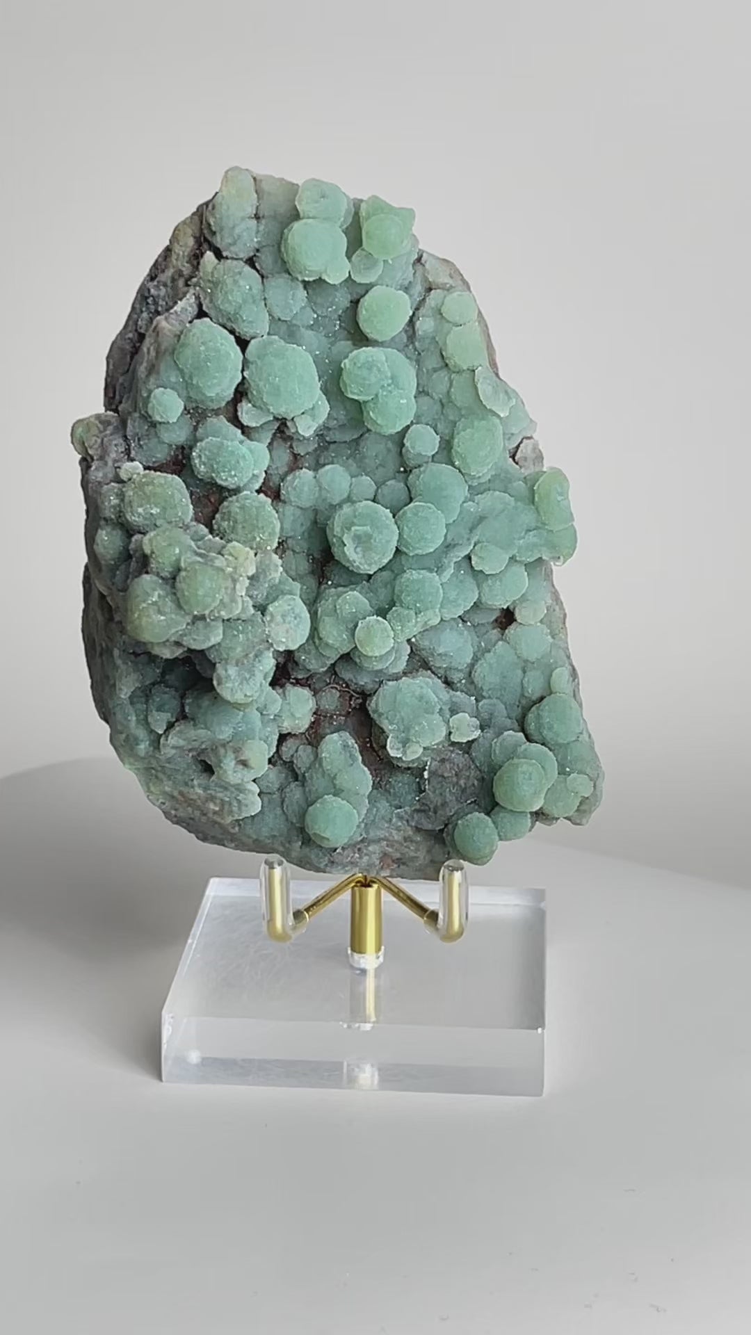 Video of raw botryoidal green prehnite mineral specimen from Morocco with rounded crystal texture