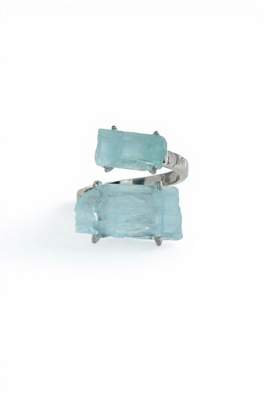 Raw Pakistani Aquamarine hexagonal crystal ring front view