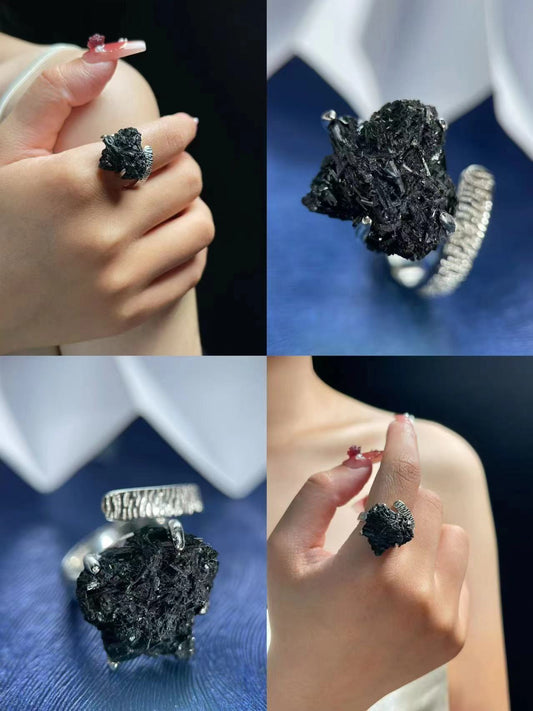 Black Tourmaline (Single Flower) Ring